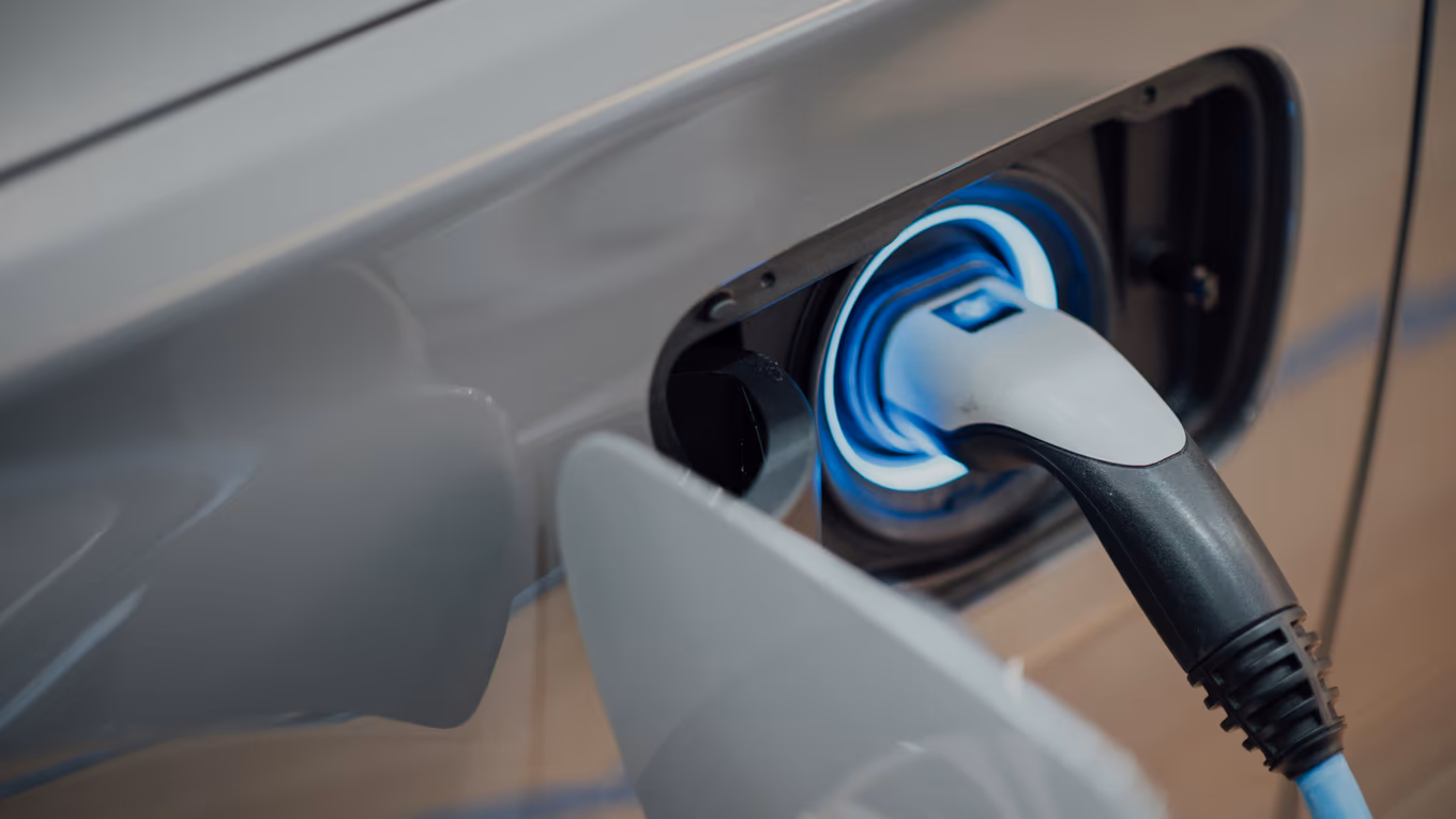 ⚡ Installez une borne de recharge à domicile : un choix simple, pratique et durable